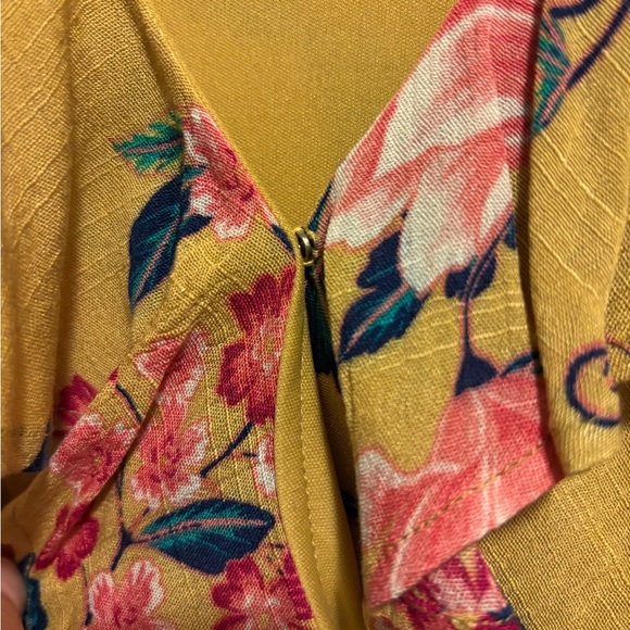 AUW - Floral Summer Dress - Picture 3 of 7